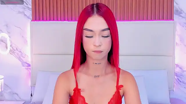 Snapshot of _bella_rossee_ chatting on 07/03/26, 03:57 bella rossee online show from 07/03/26, 03:57
