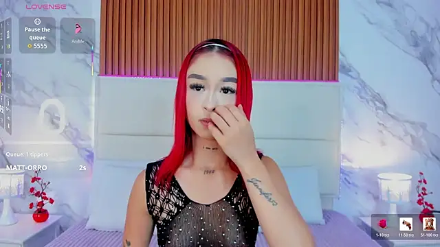 Snapshot of _bella_rossee_ chatting on 07/22/26, 04:37 bella rossee online show from 07/22/26, 04:37