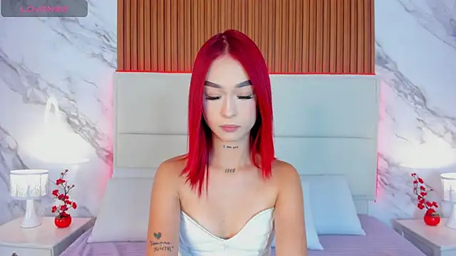 Snapshot of _bella_rossee_ chatting on 08/04/26, 04:15 bella rossee online show from 08/04/26, 04:15