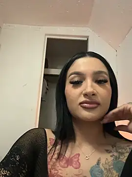 latinadollxo online show from 04/27/26, 12:52