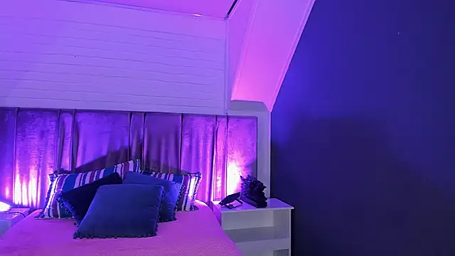 Azahara 18 online show from 04/28/26, 11:54