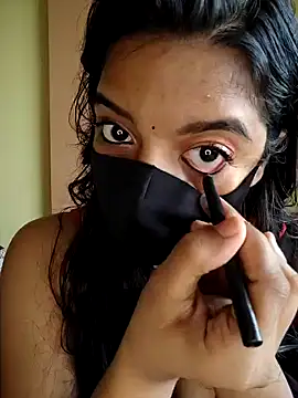 vanika2000 online show from 04/27/26, 07:28