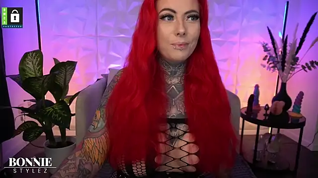 BonnieStylez online show from 09/10/25, 03:17