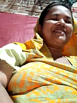 Gulapi N online show from 06/04/26, 04:13