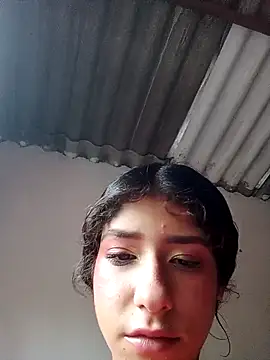 yenihernandez 123 online show from 04/27/26, 01:20