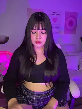 Snapshot of iEmily_ chatting on 05/30/26, 12:30 iEmily online show from 05/30/26, 12:30