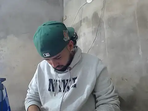 camilorestrepo77 online show from 05/02/26, 07:30