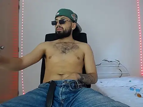 camilorestrepo77 online show from 06/03/26, 07:08
