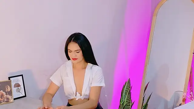 AngelySantoss online show from 06/07/26, 11:03