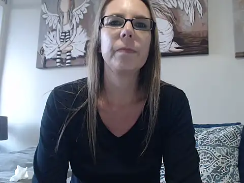 Snapshot of blondiesin50 chatting on 05/16/26, 03:11 blondiesin50 online show from 05/16/26, 03:11