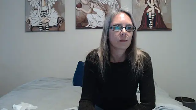 Snapshot of blondiesin50 chatting on 06/20/26, 02:42 blondiesin50 online show from 06/20/26, 02:42