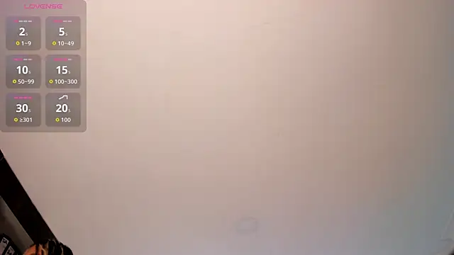 Snapshot of Sky_Loren chatting on 07/28/26, 03:35 Sky Loren online show from 07/28/26, 03:35