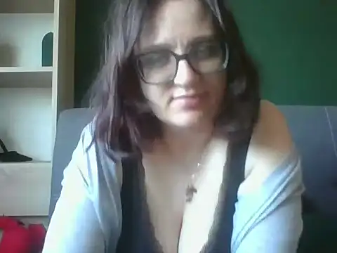 Snapshot of sensual_paris chatting on 04/30/26, 05:47 sensual paris online show from 04/30/26, 05:47