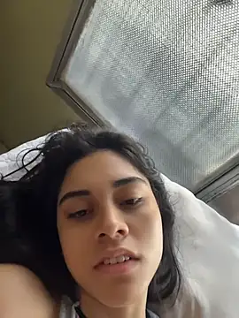 Snapshot of mia_moonna chatting on 05/04/26, 11:39 mia moonna online show from 05/04/26, 11:39