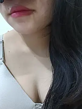 Snapshot of silkyhairs chatting on 06/21/26, 05:54 silkyhairs online show from 06/21/26, 05:54
