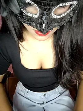 Razoee online show from 05/18/26, 09:15