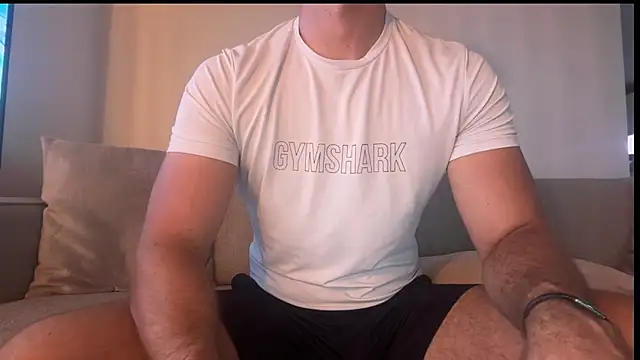 Snapshot of gymshrk chatting on 07/30/26, 05:17 gymshrk online show from 07/30/26, 05:17