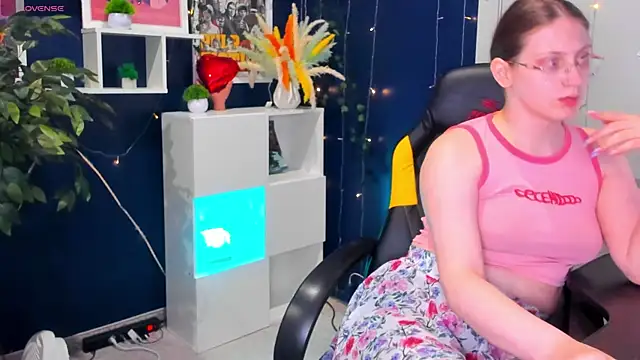 Queen Milena online show from 05/20/26, 11:05