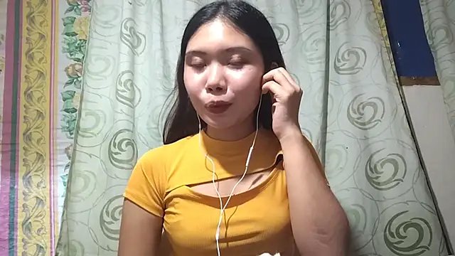 Snapshot of RegenaKhanponaphan chatting on 05/08/26, 05:13 RegenaKhanponaphan online show from 05/08/26, 05:13