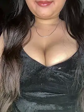 Naughty pooja44 online show from 05/15/26, 05:09