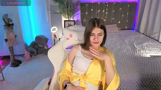 Snapshot of Dayana_Mood chatting on 06/02/26, 06:37 Dayana Mood online show from 06/02/26, 06:37