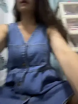 xiaochengzi505 online show from 07/10/26, 02:08