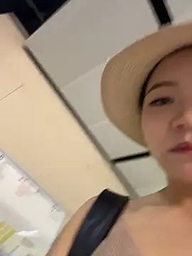 xiaochengzi505 online show from 07/20/26, 01:42