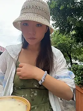 xiaochengzi505 online show from 07/28/26, 01:23