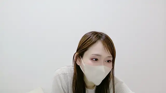 momoka  o0 online show from 05/26/26, 12:39