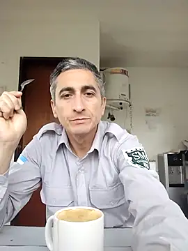Snapshot of Alejandro83bsf chatting on 05/07/26, 07:52 Alejandro83bsf online show from 05/07/26, 07:52