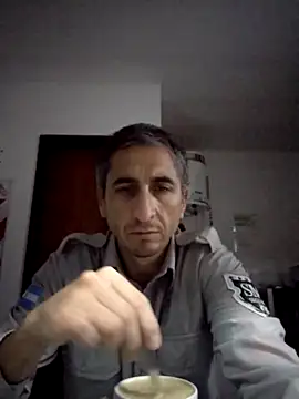 Alejandro83bsf online show from 05/18/26, 04:29