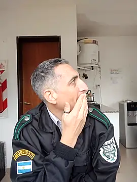 Alejandro83bsf online show from 06/11/26, 03:10