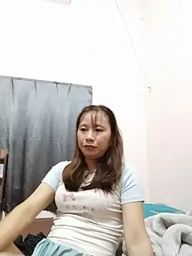 Snapshot of -Natina- chatting on 07/30/26, 04:44 -Natina- online show from 07/30/26, 04:44