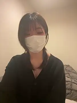 yumi ch online show from 04/29/26, 02:37