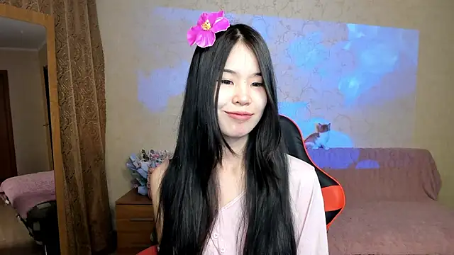 Akiba cute online show from 05/11/26, 06:05