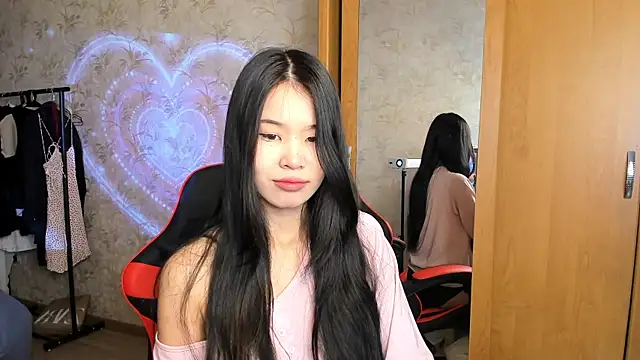 Akiba cute online show from 05/14/26, 12:34