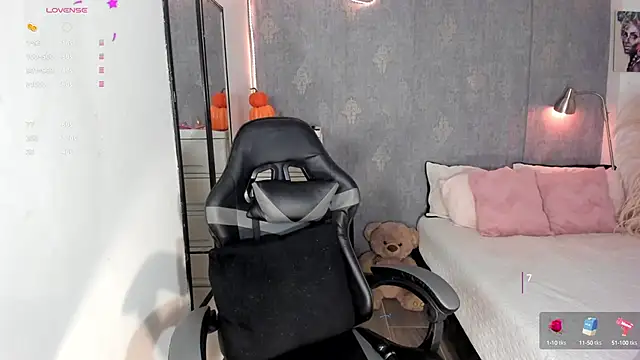 alessia anderson online show from 10/15/25, 11:38