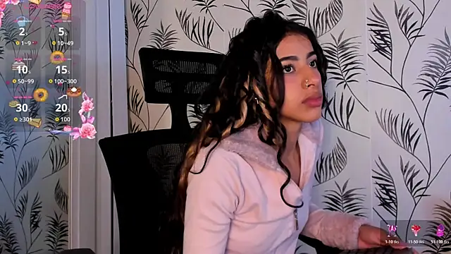 SophiaRivers online show from 05/25/26, 12:00