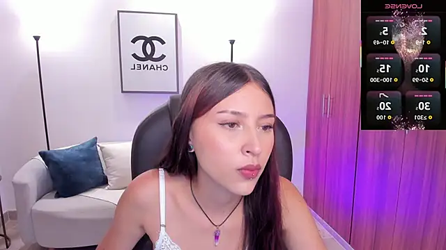 Nikky sweett  online show from 05/07/26, 08:03