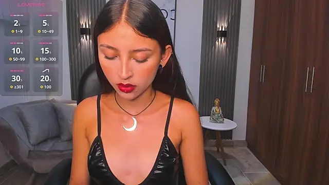 Nikky sweett  online show from 05/29/26, 05:05