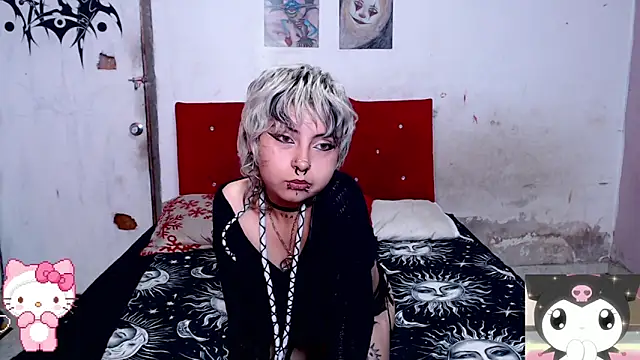 Snapshot of Cute_Chrixxx chatting on 05/13/26, 12:35 Cute Chrixxx online show from 05/13/26, 12:35