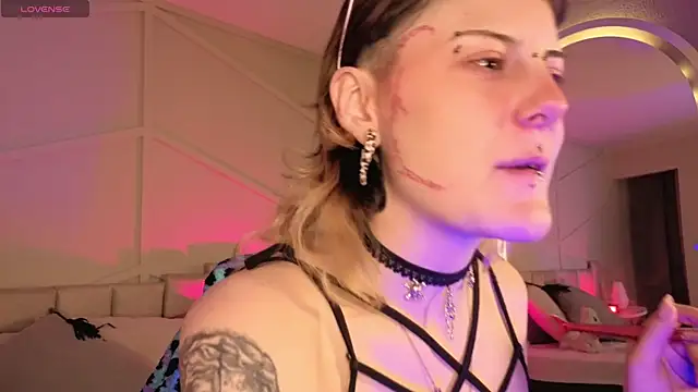 Rossiee huntt online show from 05/11/26, 11:49