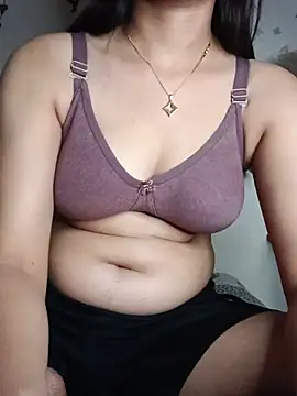 sexy pritii online show from 05/13/26, 04:26