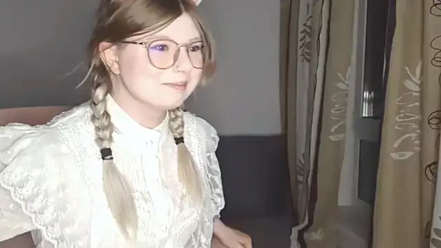 YukiBlush online show from 05/11/26, 05:21