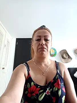 Mila Phone online show from 04/29/26, 03:16