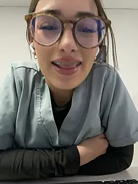 Snapshot of Sweet_Milaa1 chatting on 07/10/26, 08:55 Sweet Milaa1 online show from 07/10/26, 08:55