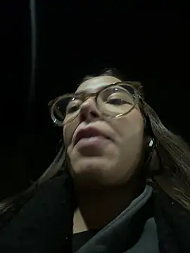 Snapshot of Sweet_Milaa1 chatting on 07/12/26, 04:14 Sweet Milaa1 online show from 07/12/26, 04:14