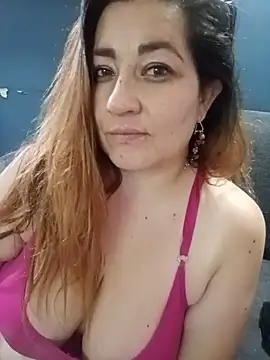 Snapshot of Morchis_esmeralda chatting on 05/22/26, 06:20 Morchis esmeralda online show from 05/22/26, 06:20