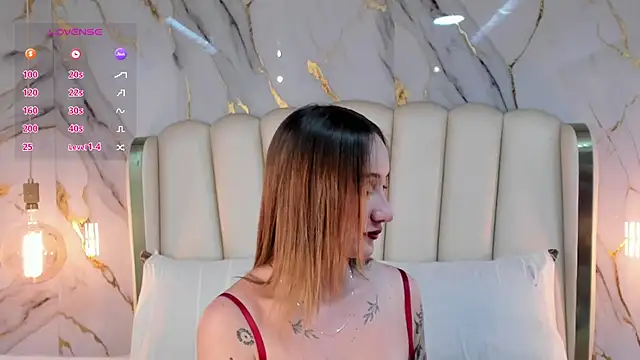 Hannah Lane online show from 05/09/26, 12:10