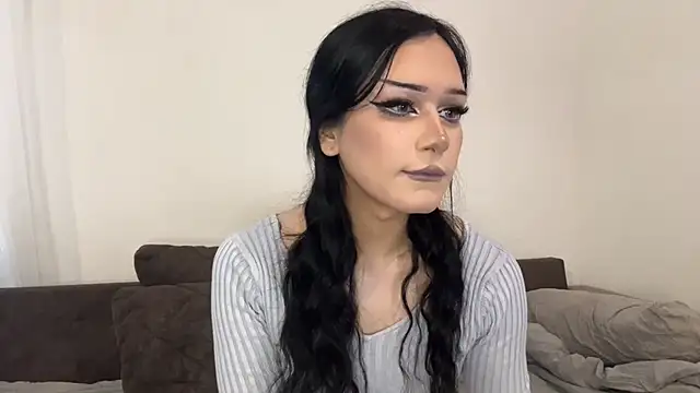 Snapshot of MiaTransDoll chatting on 06/11/26, 10:02 MiaTransDoll online show from 06/11/26, 10:02